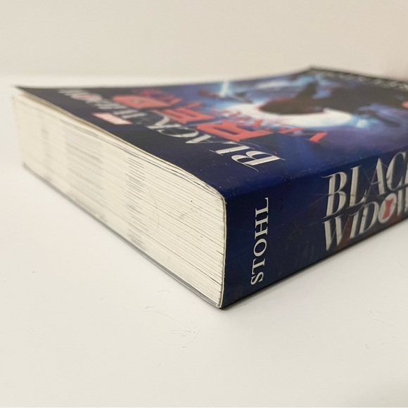 Black Widow Red Vengeance Novel Margaret Stohl Book - Picture 6 of 16